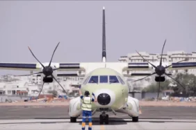 Delta Air Lines Uçağında Şaşırtan Görüntü thumbnail