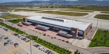 Erzurum Havalimanı'nda Işık Arızası Ulaşımı Aksattı Erzurum Havalimanı 34