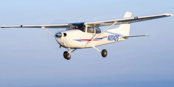 Mısır Eğitim Uçağı Kazası: 6 Ekim Havalimanı’nda Pilot ve Eğitmen Hayatını Kaybetti
