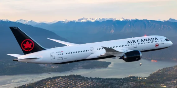 Boeing 787-9 Dreamliner Acil İniş Gerçekleştirdi