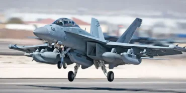 Son Dakika: Katar'daki Uçaklar Ve Radarlara Yönelik Füze Fırlatıldı 531 savaş jeti 4