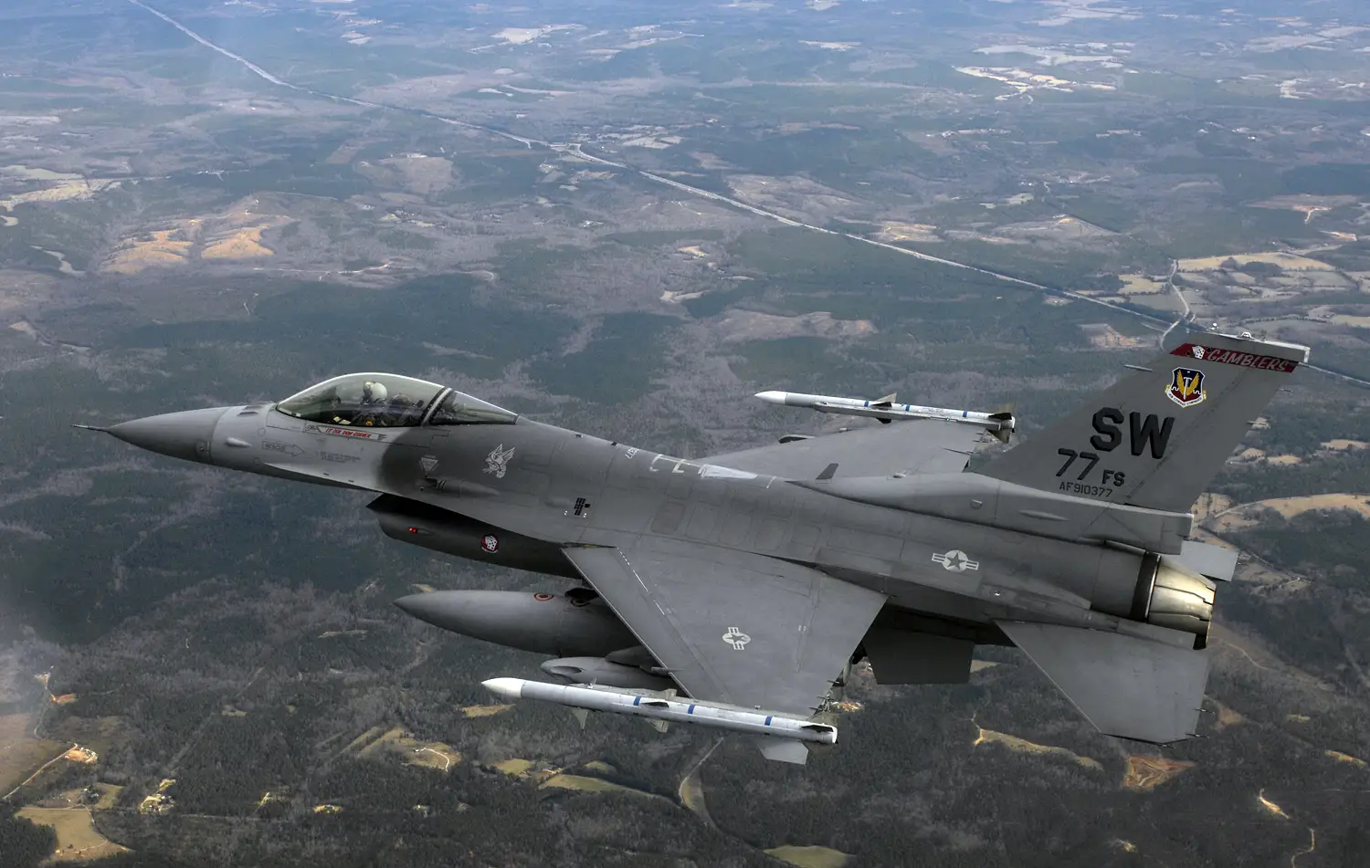 Ukrayna, F-16 İle SU-35 Düşürdü F-16 DKD