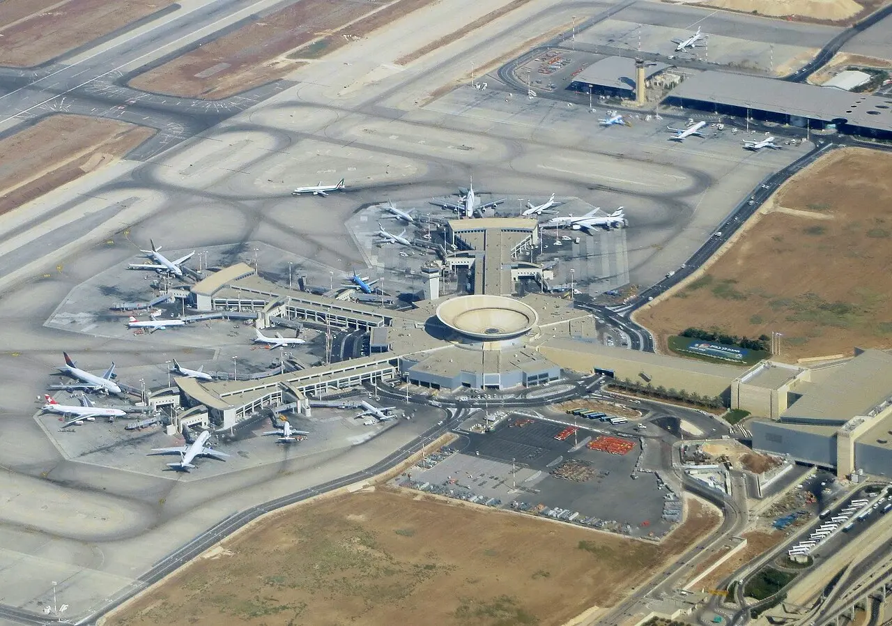 ABD Ve İsrail Arasında Yakıt İkmal Uçağı Yeri Krizi Tel Aviv'deki Ben-Gurion Havalimanı