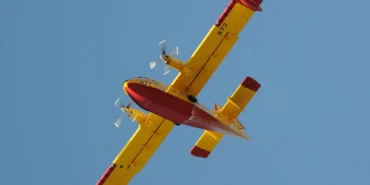 canadair 4