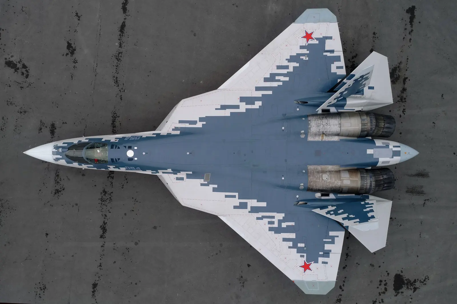 Son Dakika: Rusya'da SU-57 Düştü İddiası su 57 uçağı