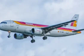 Airbus A320-214 uçak 4