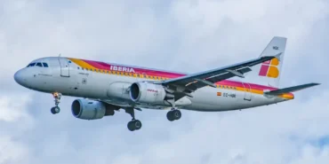 Airbus A320-214 uçak 4