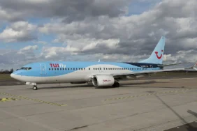 Boeing 737-800 3