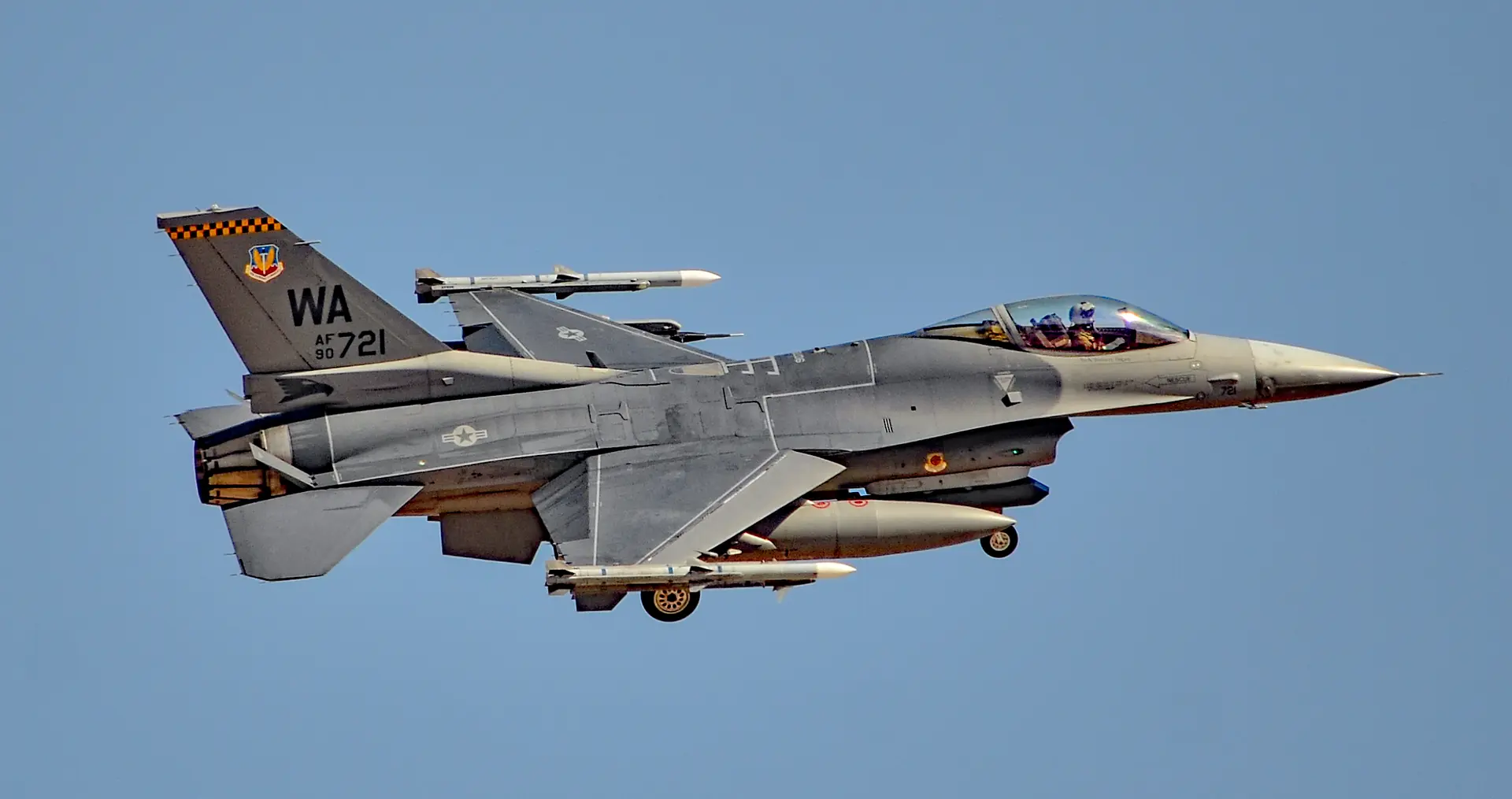 F-16
