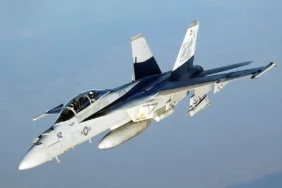 Romanya Hava Sahasında İHA Düşürüldü F-18 Hornet