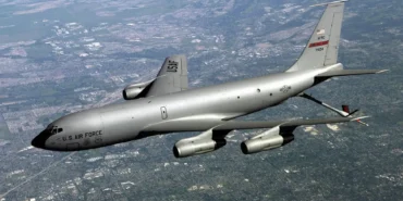 KC-135