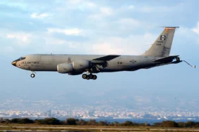 KC-135 4