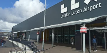 Londra Luton Havalimanı 5