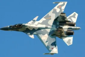 Ukrayna'nın İHA Deposu Balistik Füzelerle Vuruldu Rus savaş uçak 3
