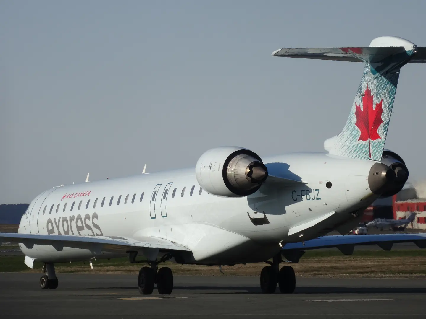 Uçak Ve İtfaiye Çarpışmıştı: Yeni Bilgiler Ortaya Çıktı air canada express 6