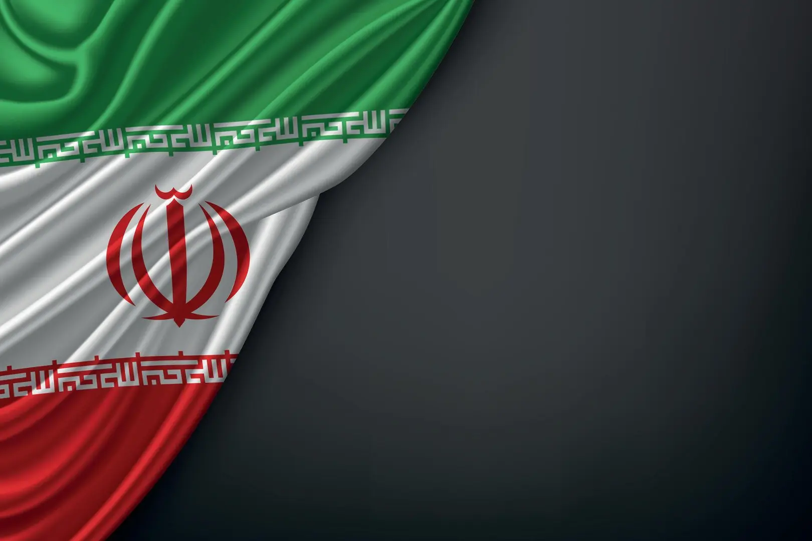 EASA'nın İran Kararı Sürüyor: Transit Ücret Kaybı Artıyor iran bayrak 5