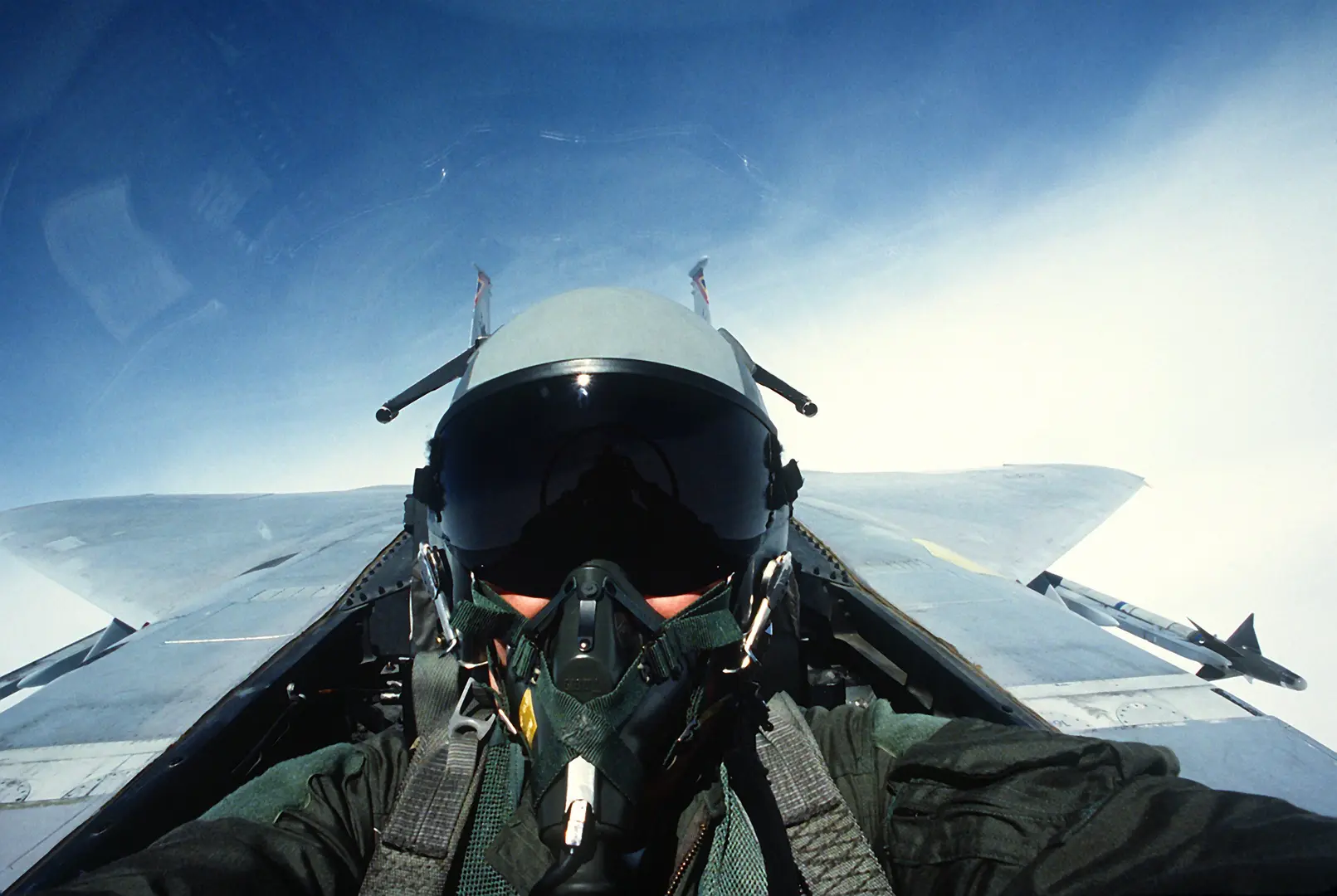 İran İddia Etmişti, İranlı Esir Pilotlar İle İlgili Yeni Gelişme pilot 5