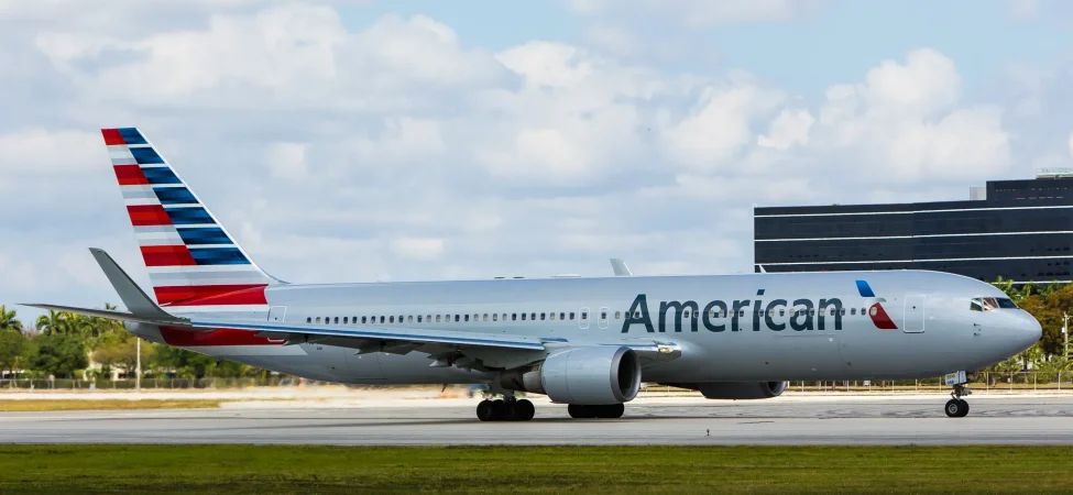 American Airlines Uçağında Kabus Anları! 2 american airlines