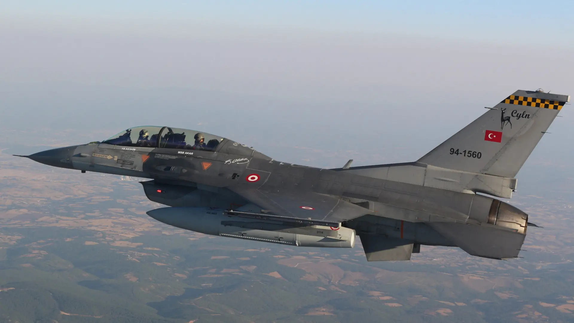 Estonya'da İHA Alarmı: Türk F-16'ları Havalandı F-16