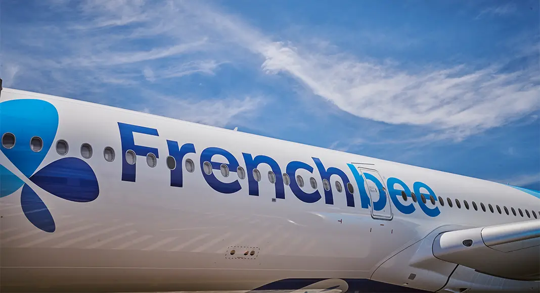 French Bee'de Grev Sona Erdi French Bee
