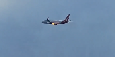 Qantas Airlines motor alev aldı