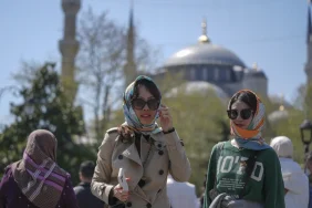 Bölge Ülkelerinin Turizm Rakamları İran Havacılığına Yönelik Yaptırımdan Etkilenecek iranlı turistler