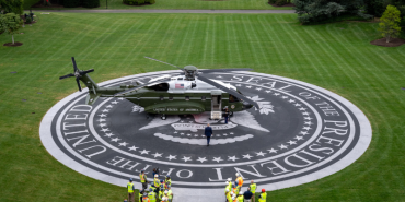 Beyaz Saray'da Helikopter Pisti Açıldı marine one beyaz saray