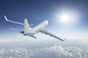 Ryanair Üst Yöneticisi: Uçak Biletlerine Zam Yolda uçak 3