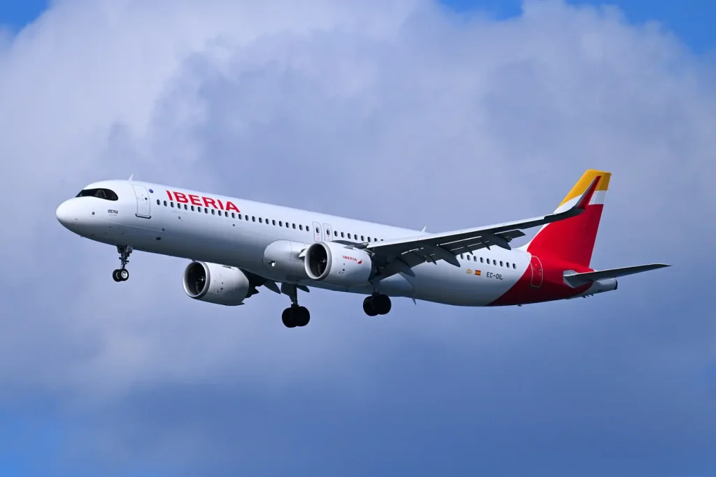 Iberia'nın Airbus A321XLR tipi yolcu uçağı