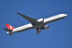 Türk Hava Yolları Boeing 777-300ER TC-LKB