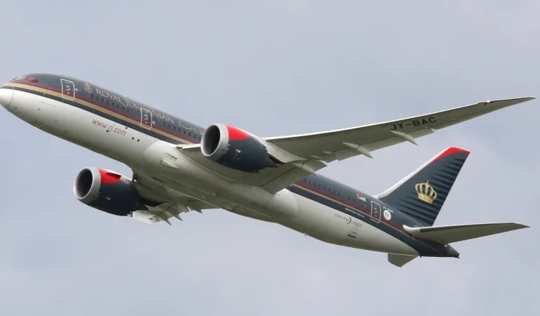 Royal Jordanian Boeing 787-8 Dreamliner uçağı