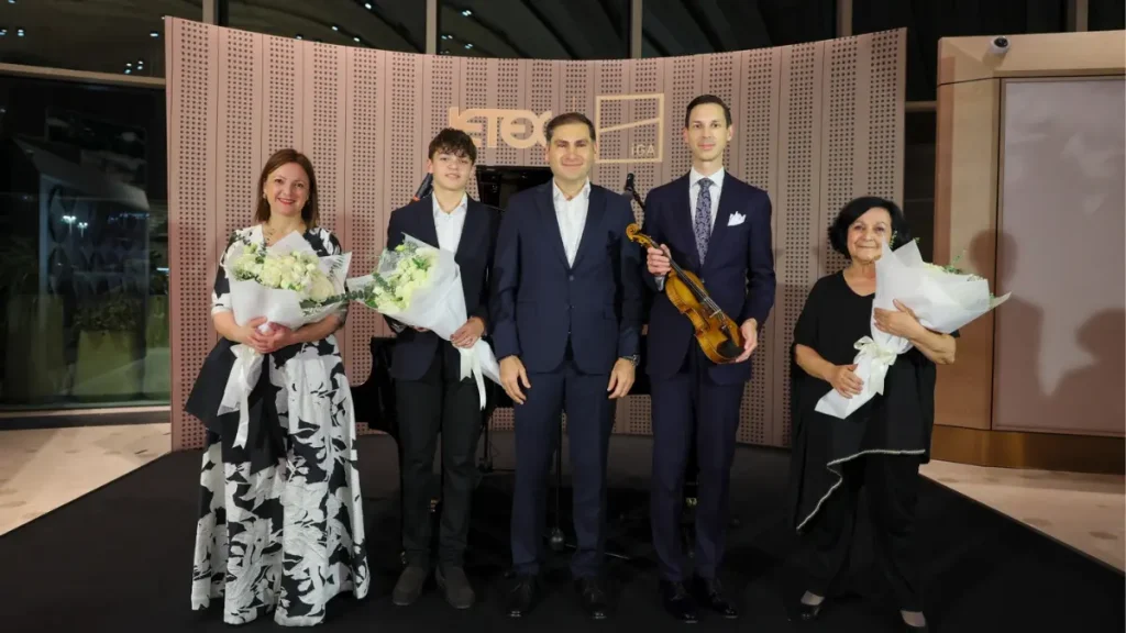 Mozart’ın Costa kemanı İGA’da sanatseverlerle buluştu