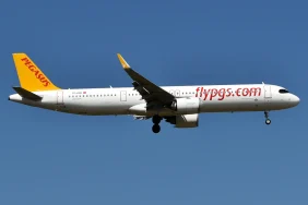 Pegasus Hava Yolları'nın TC-RDO tescilli Airbus A321neo uçağı Frankfurt Havalimanı'nda