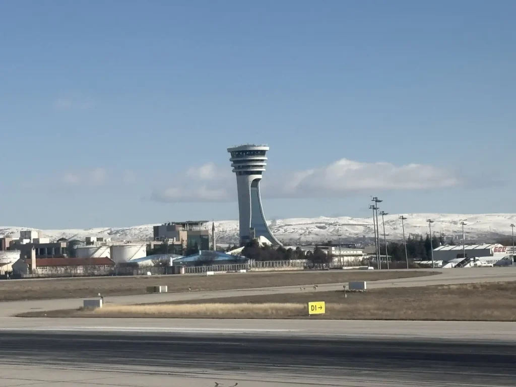 Ankara Esenboğa Havalimanı'nın yeni hava trafik kontrol kulesi