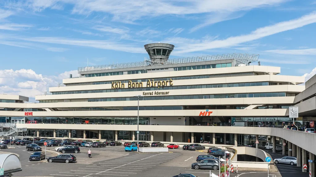 Köln/Bonn Havalimanı Terminal 1