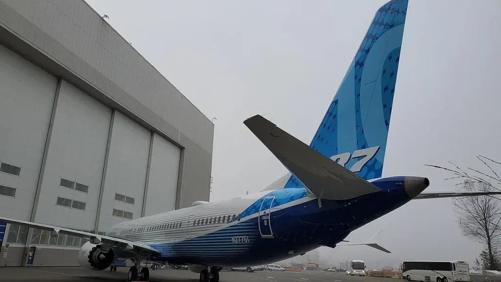 Boeing 737 MAX 10 prototipi tanıtım töreninde