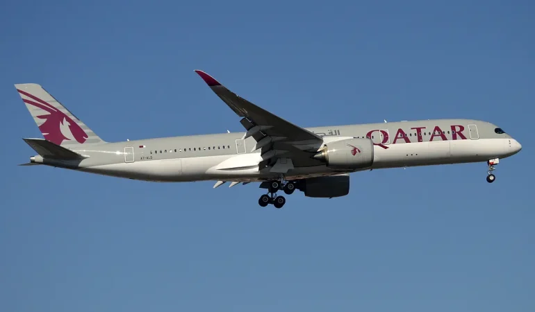 Qatar Airways Airbus A350-900