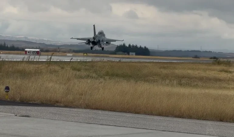 Hava Kuvvetleri'nin 403'üncü Test Filo Komutanlığı, TUSAŞ ile İlk Uçuşunu Gerçekleştirdi