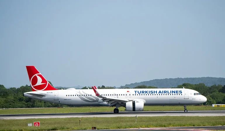 THY'de Filo Değişimi: 5 Airbus Ayrıldı, 9 Yeni Uçak Bekleniyor Türk Hava Yolları Airbus A321neo TC-LSL