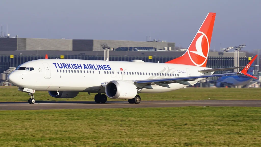 Türk Hava Yolları'na ait Boeing 737-8 MAX