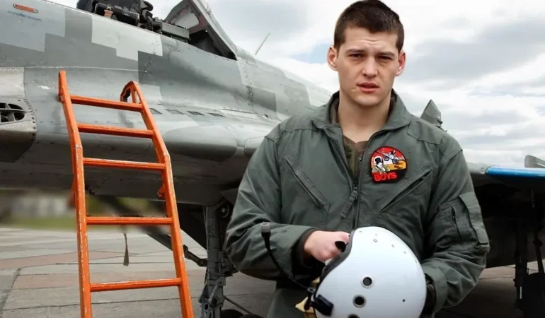 ukraynalı pilot hayatını kaybetti